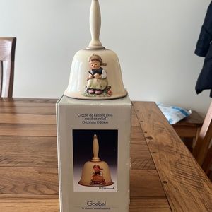 1988 Goebel Hummel Annual Bell. Brand New in Box! Collectible
